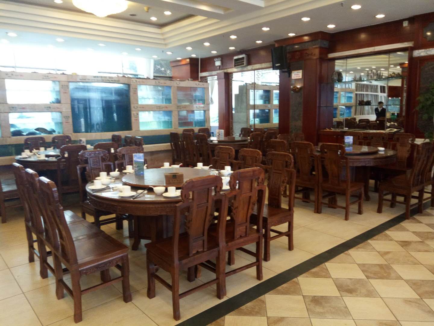 这类家具的实用性弱化