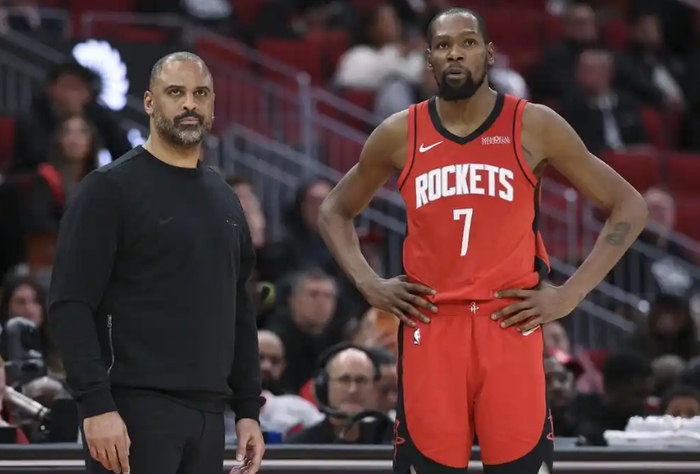 火箭末节逆转失利 申京爆发谢泼德崩盘引反思