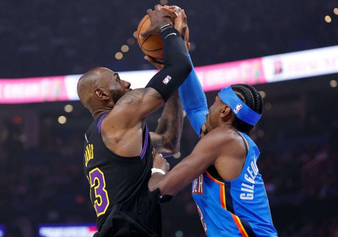 东契奇伤退湖人西决前景堪忧 詹姆斯状态引争议