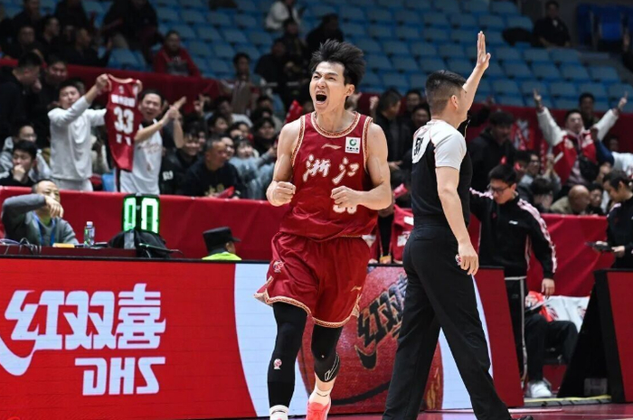 程帅澎26分引领浙江队三杀广州收获两连胜