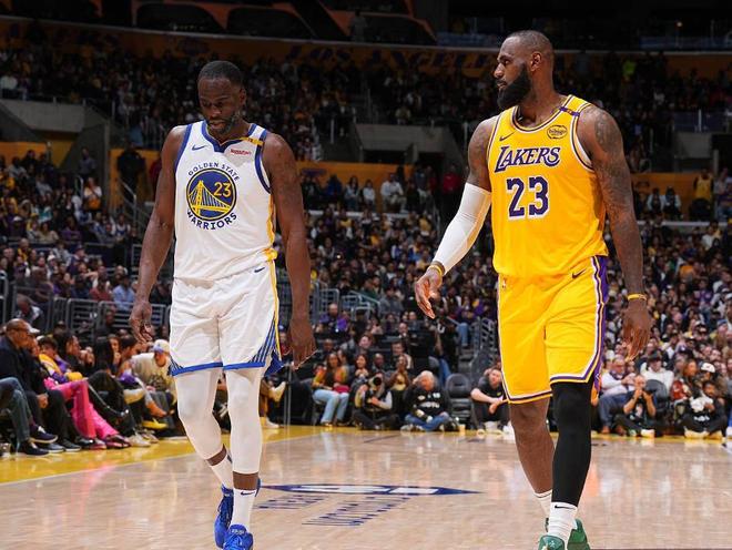 金州勇士休赛期面临多重挑战：教练去留、自由